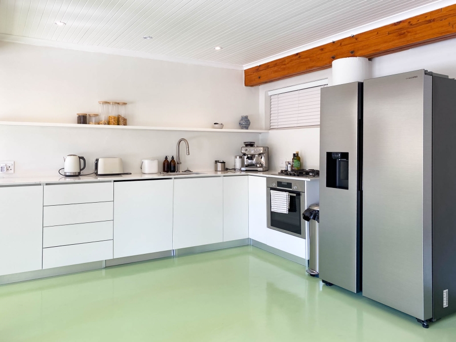 To Let 4 Bedroom Property for Rent in Tierboskloof Western Cape